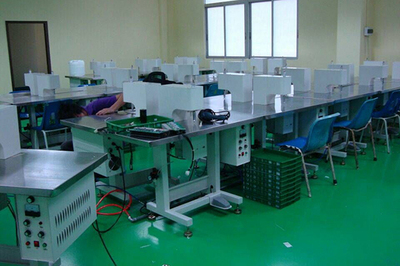 開了一家工廠,需要購買一些機(jī)械設(shè)備,咨詢了幾個(gè)朋友推薦